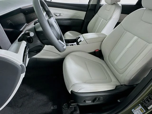 New 2026 Hyundai TUCSON SEL