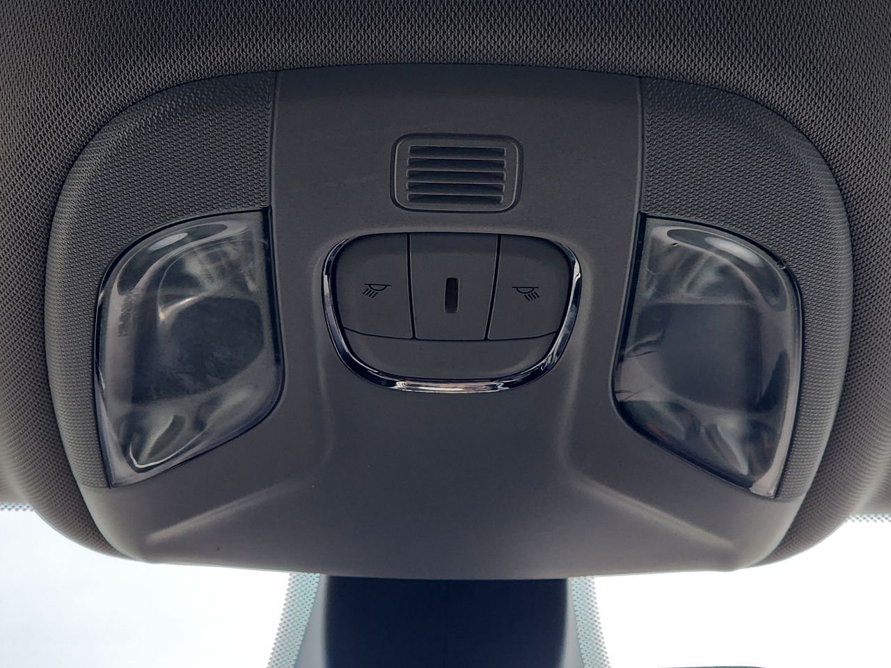Used 2017 Gray Jeep Latitude image 25