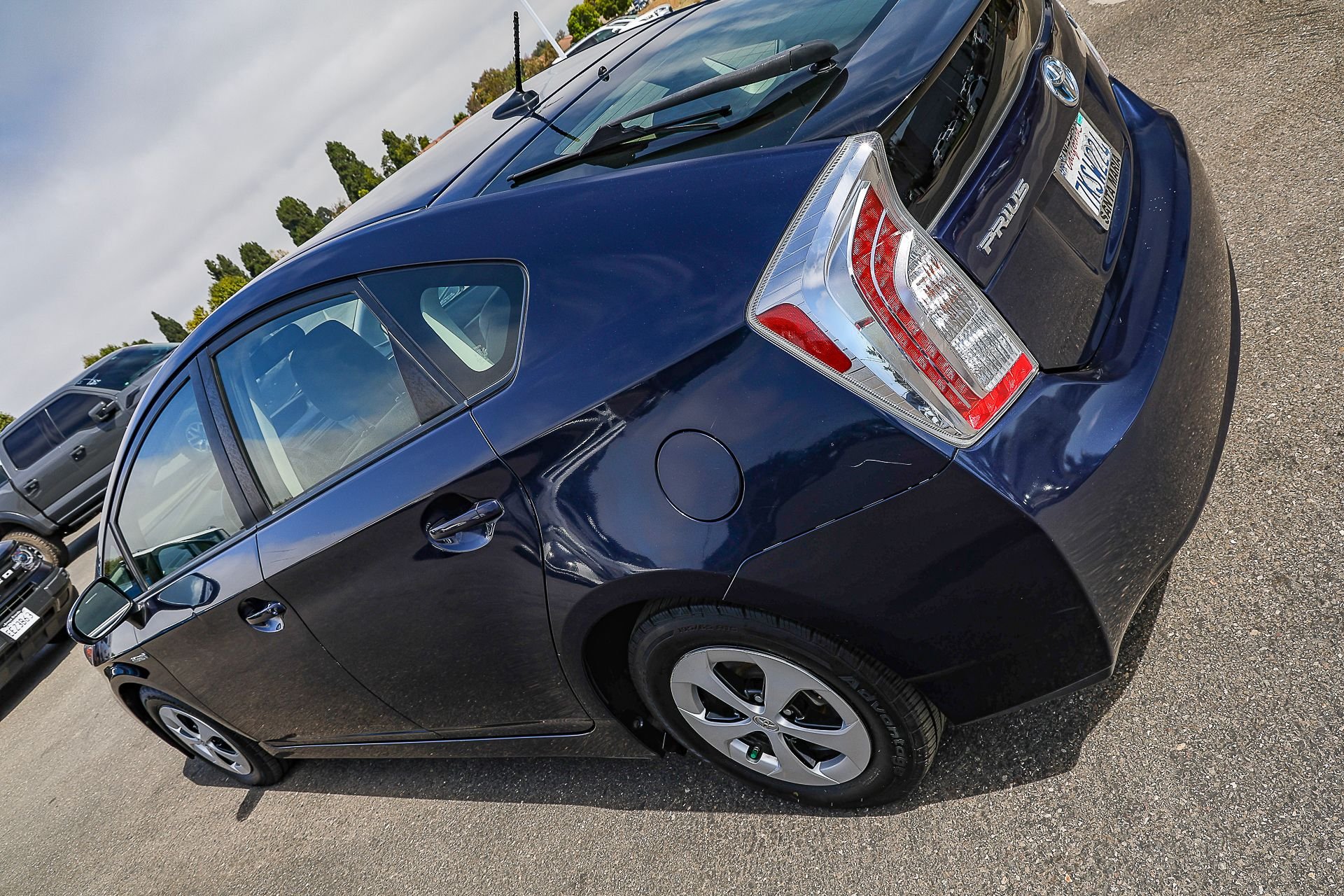 Used 2015 Blue Toyota Four image 8