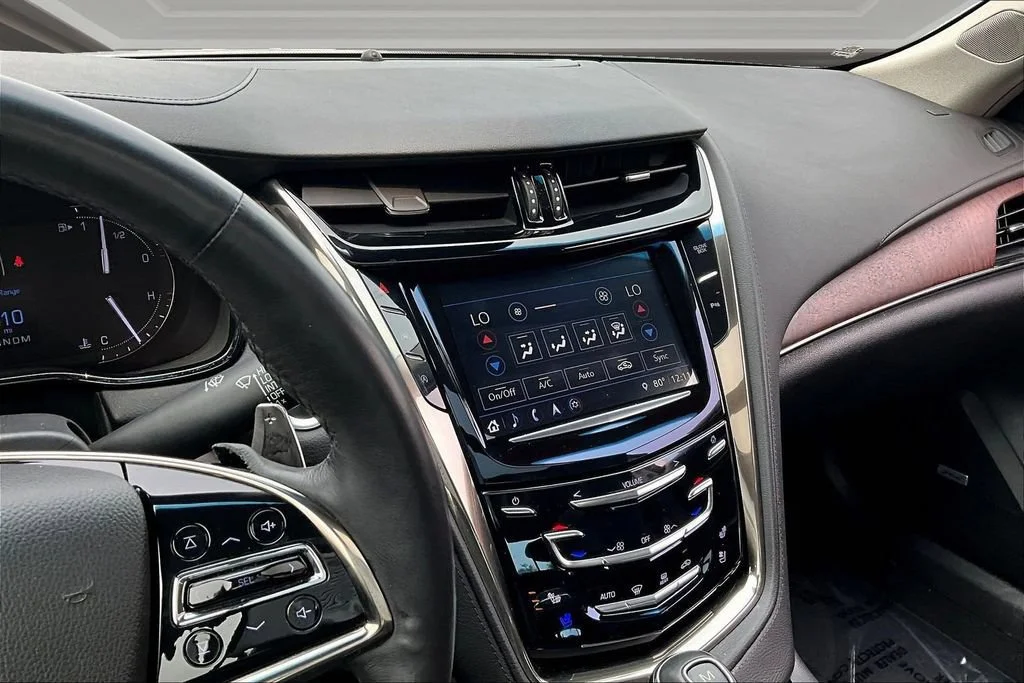 Used 2018 RADIANT SILVER METALLIC Cadillac Luxury AWD image 9