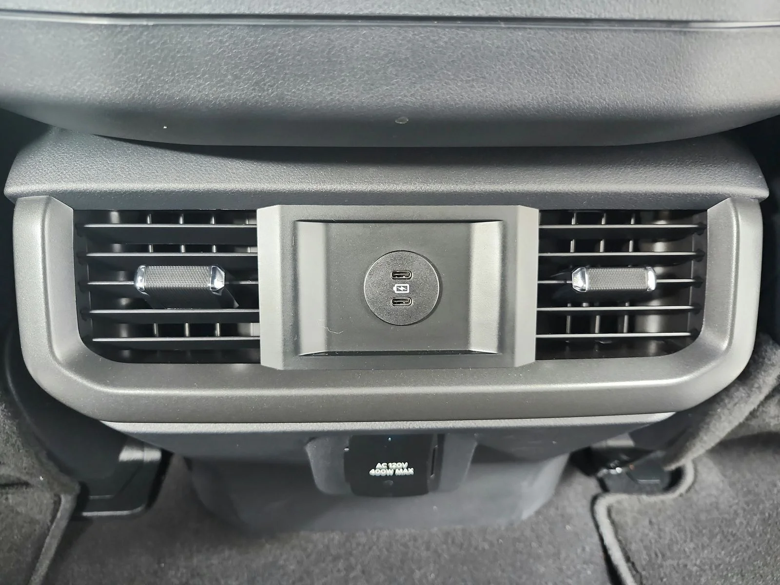 Used 2025 Red Ford Lariat image 44