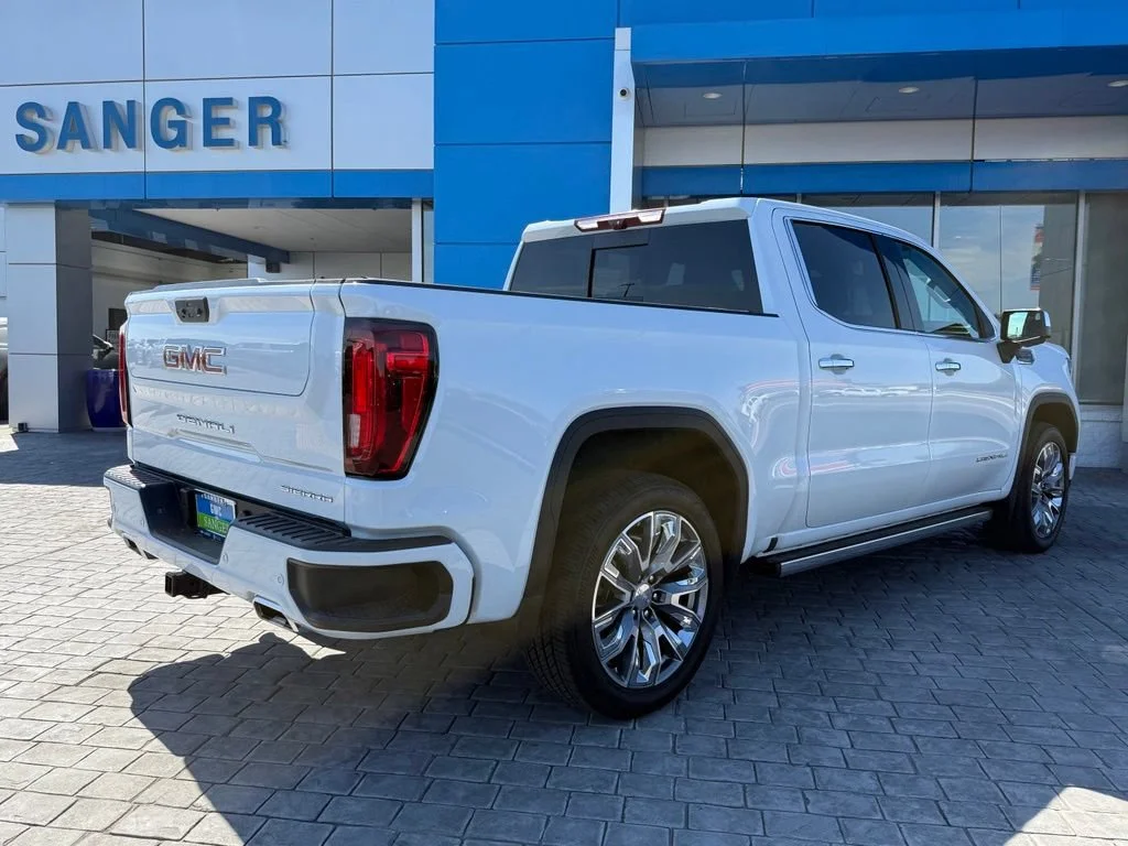 2026 GMC Sierra 1500 Denali - Photo 10