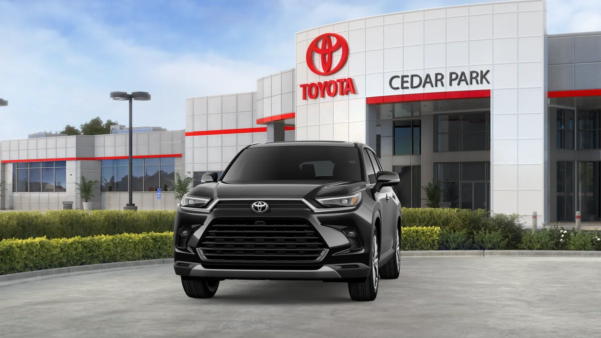 New 2026 Midnight Black Metallic Toyota Platinum image 18