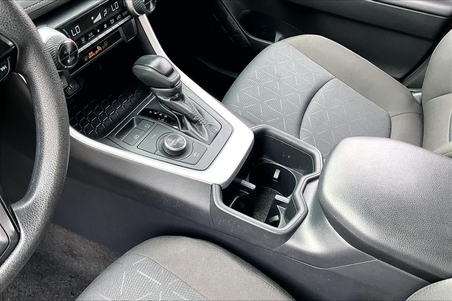 Used 2025 Magnetic Gray Metallic Toyota Hybrid XLE image 33