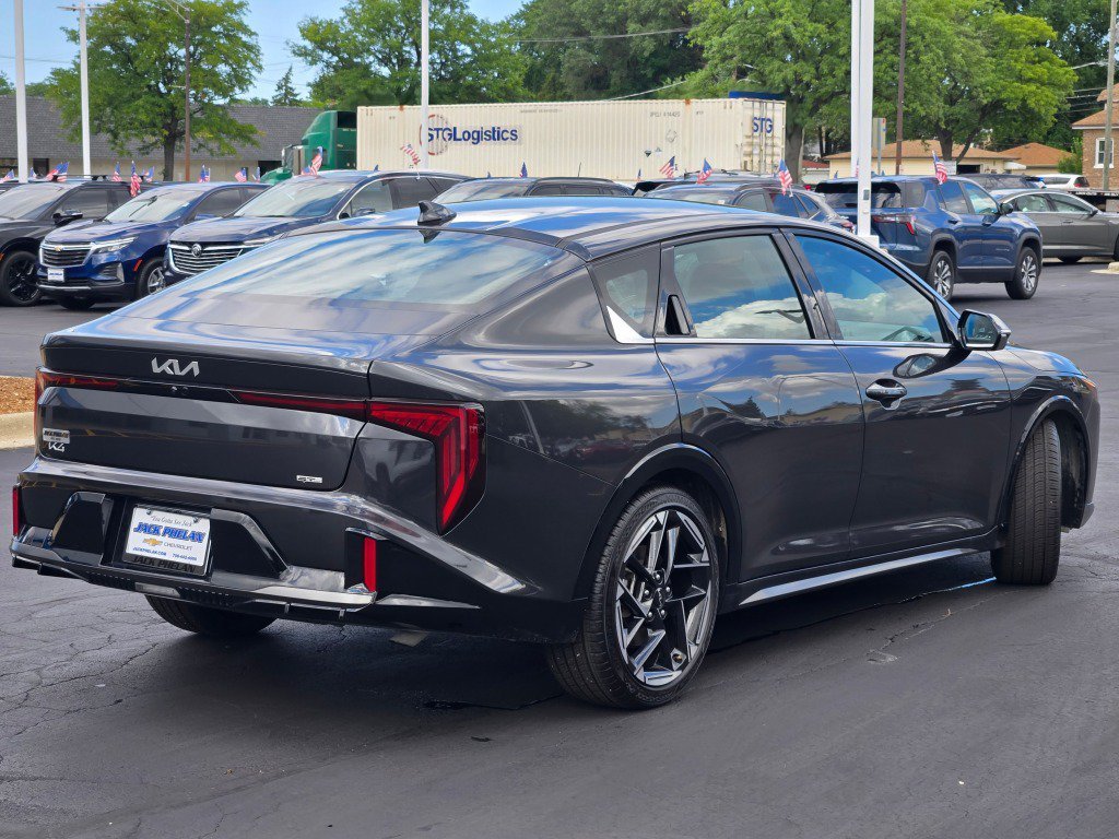 2025 Kia K4 GT-Line - Photo 12