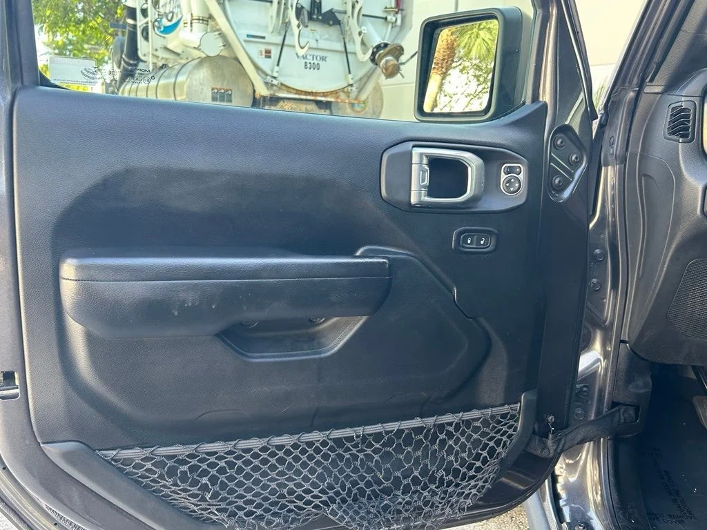 Used 2021 Gray Jeep Unlimited Sport image 15