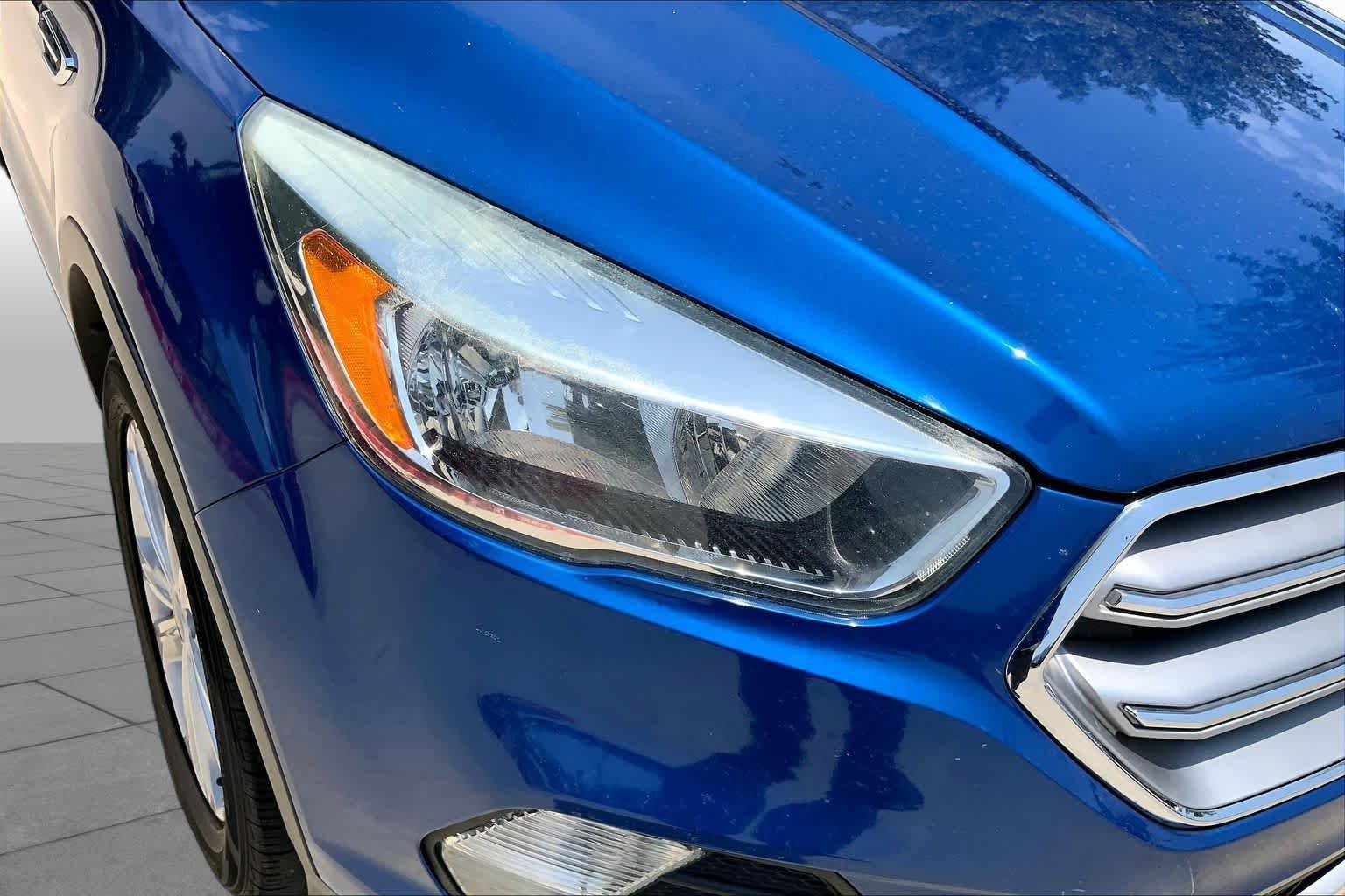 Used 2017 Lightning Blue Metallic Ford SE image 27