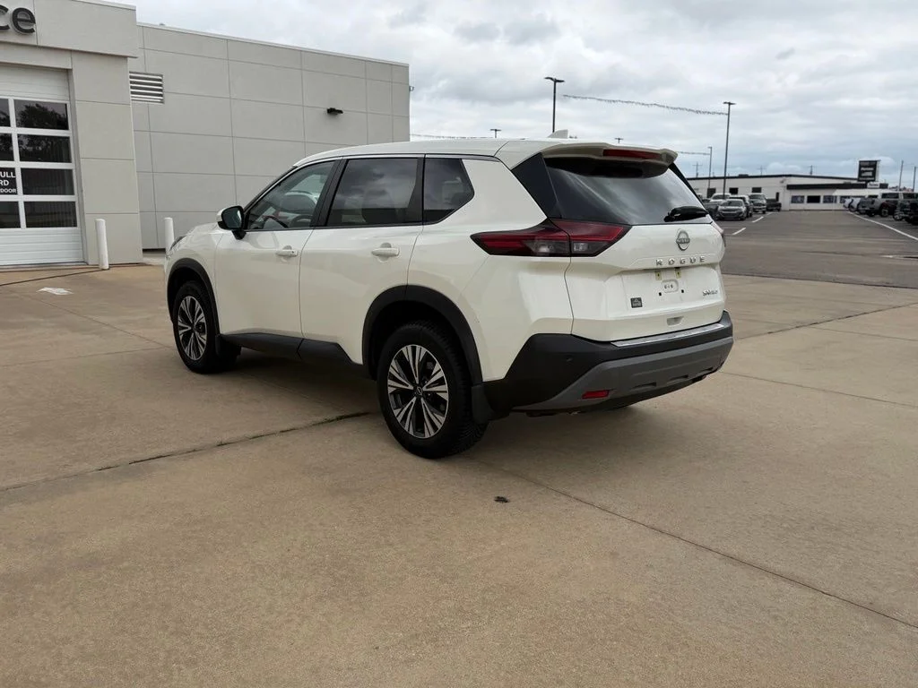 Used 2023 White Nissan SV image 6