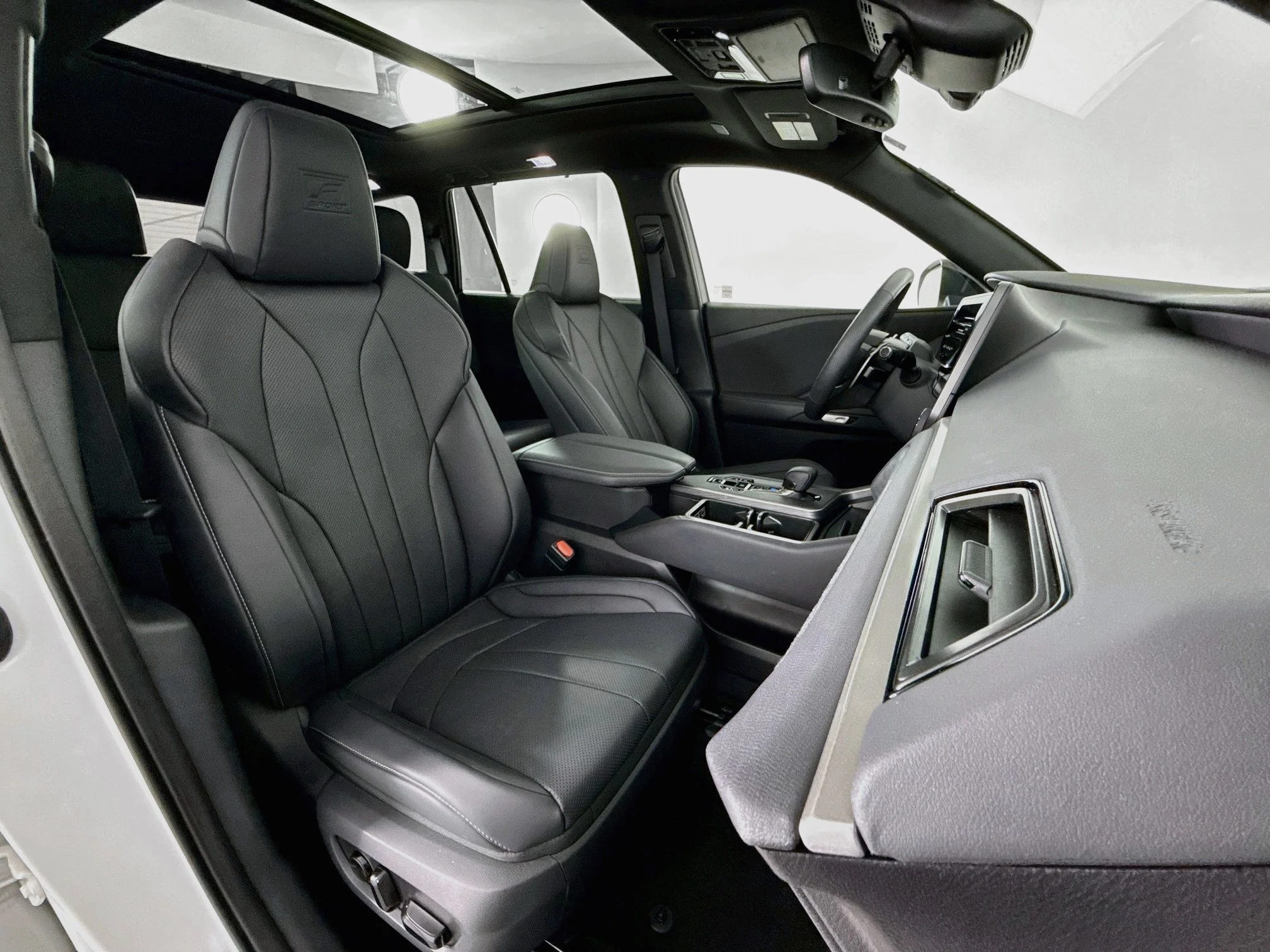 Certified Used 2025 Pearl Lexus 350 F SPORT Handling image 28