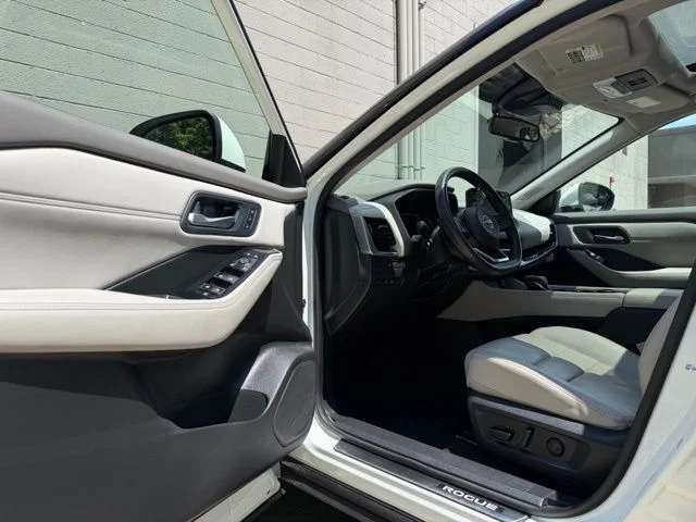 Certified Used 2023 White Nissan SL image 17