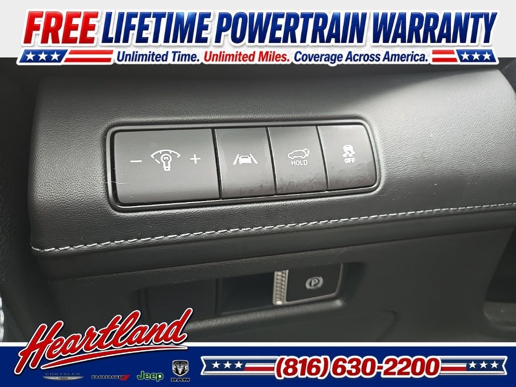 Used 2022 Black Hyundai Limited image 45