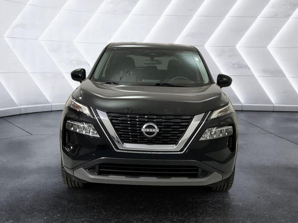 Used 2023 Black Nissan SV image 2