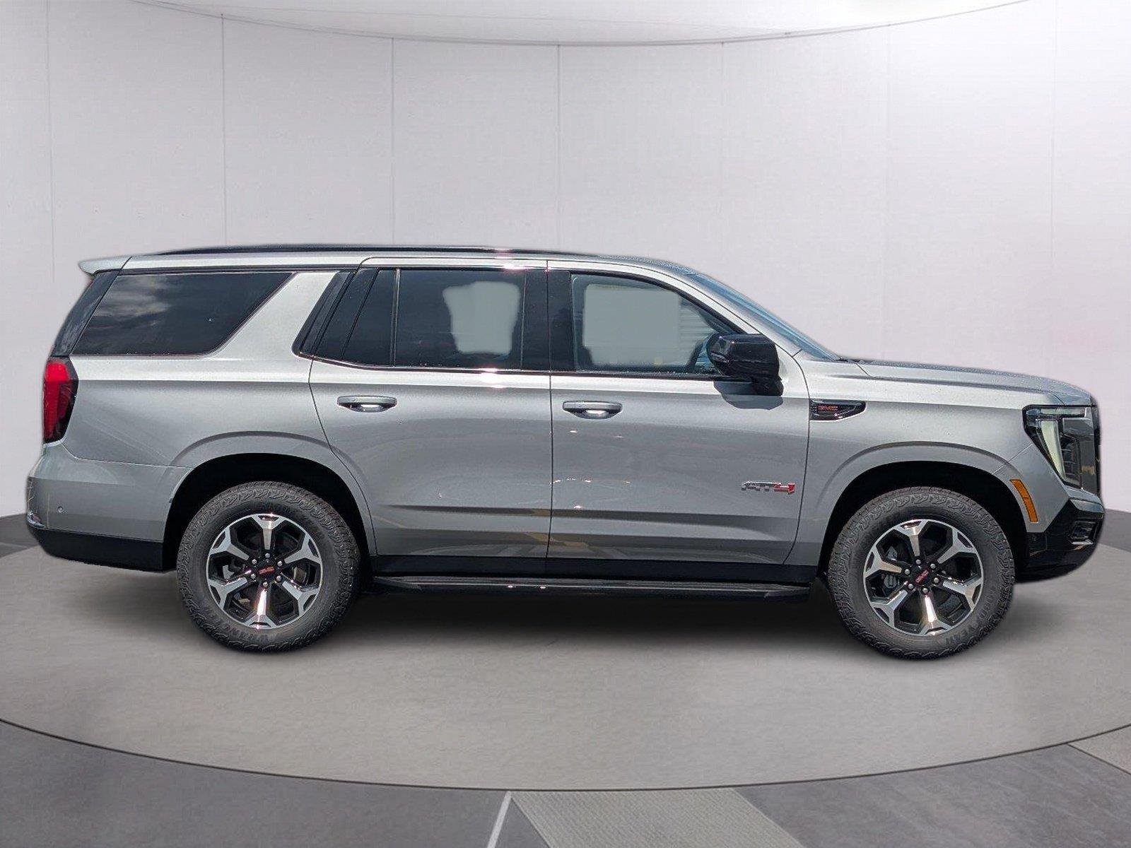 2026 GMC Yukon AT4 - Photo 6