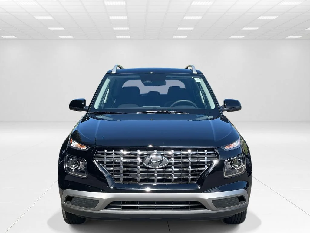 New 2026 Black Hyundai SEL image 2