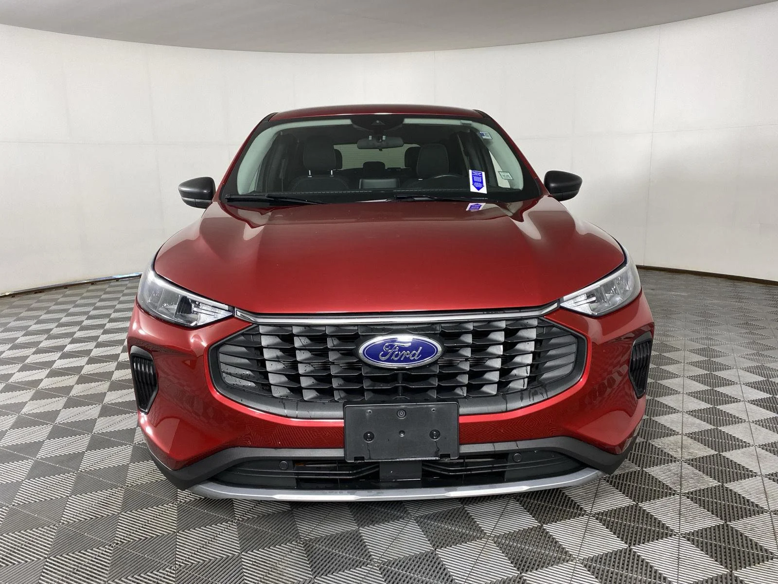 Used 2023 Rd Ford Active image 2