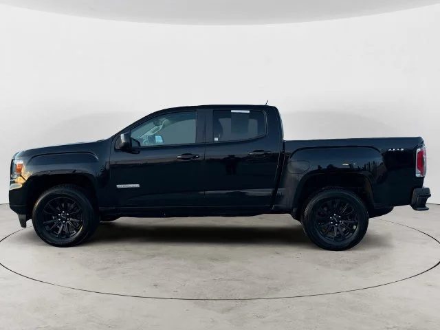 Used 2022 Black GMC Elevation image 8
