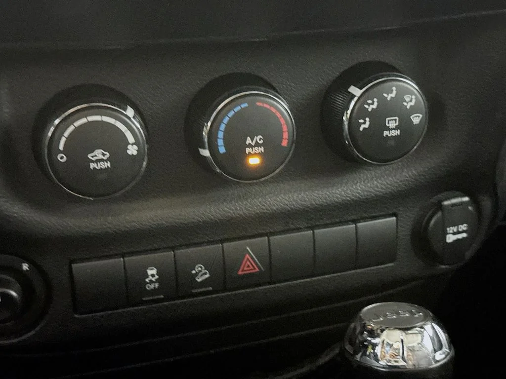 Used 2018 White Jeep Unlimited Willys Wheeler image 16
