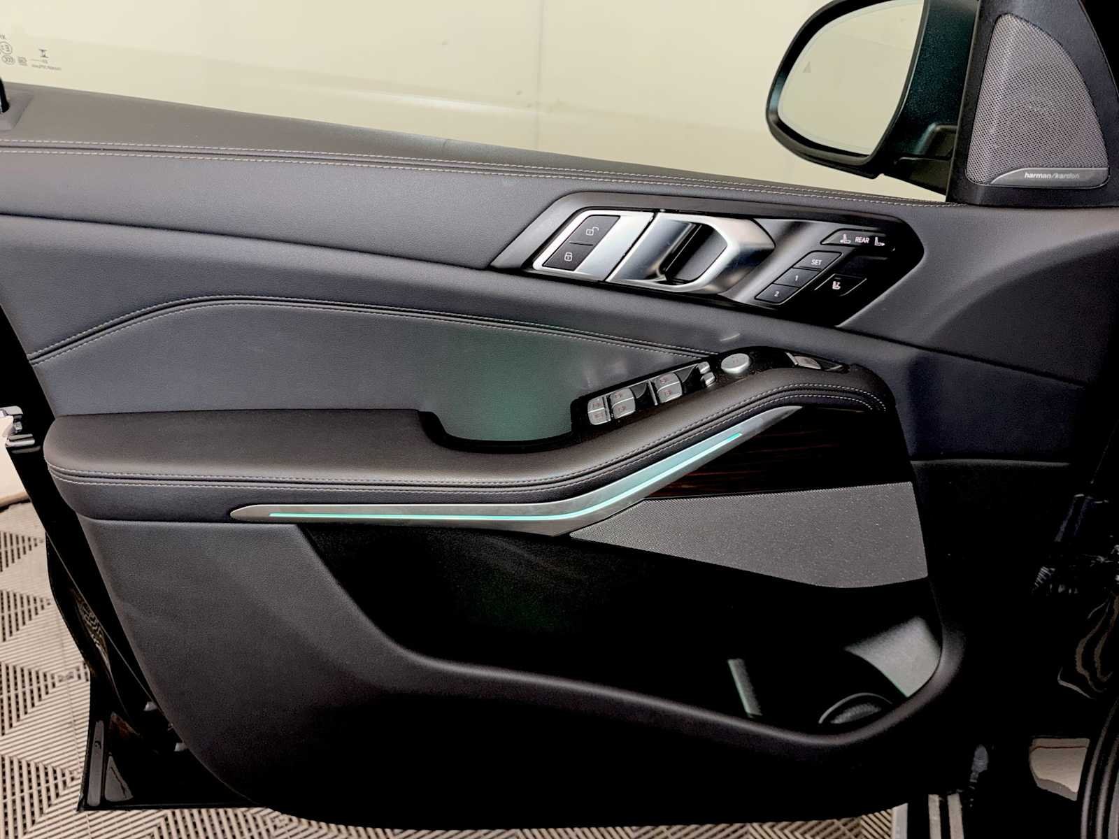 2024 BMW X7 40i - Photo 11