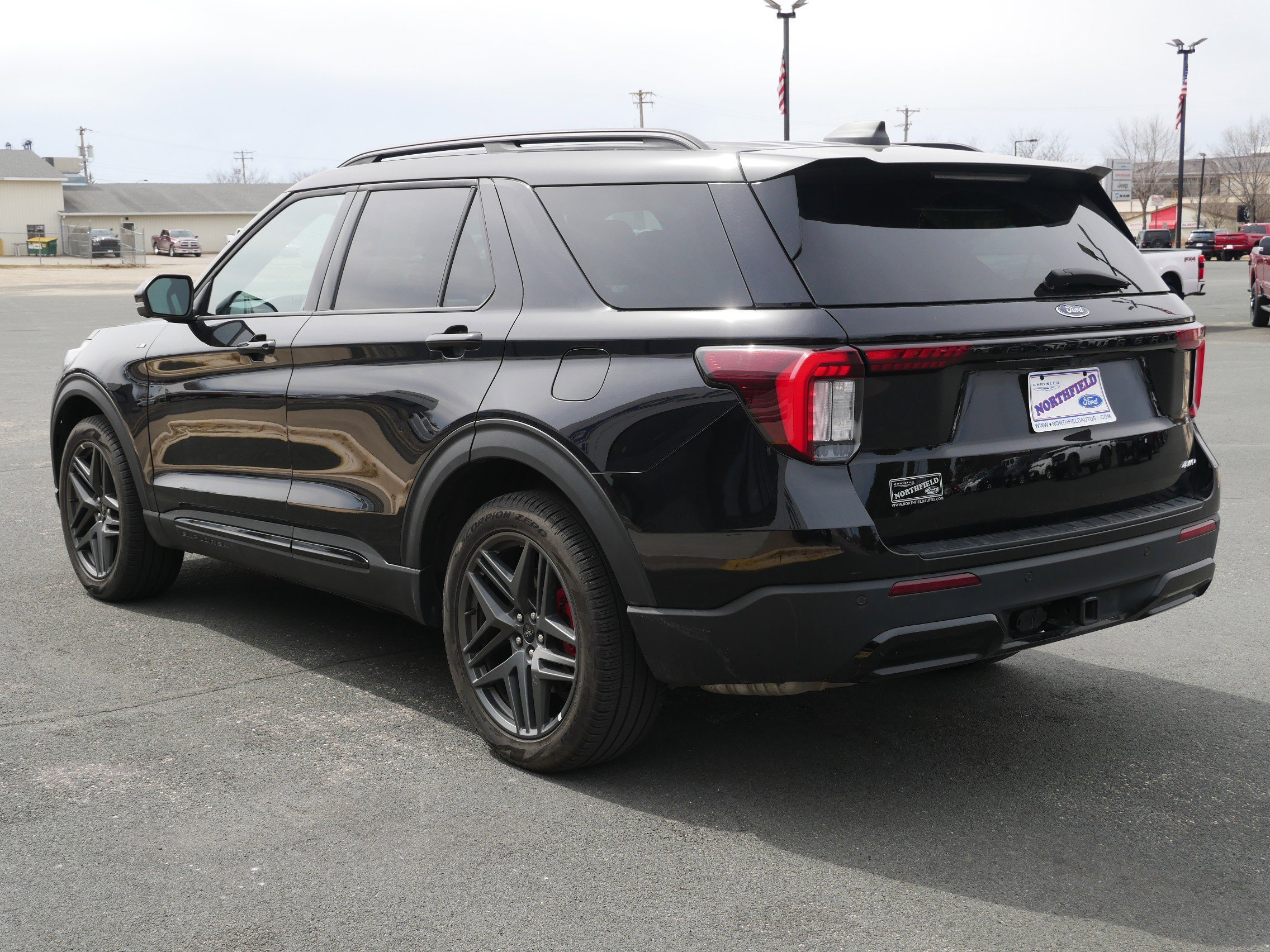 View vehicle photo 6