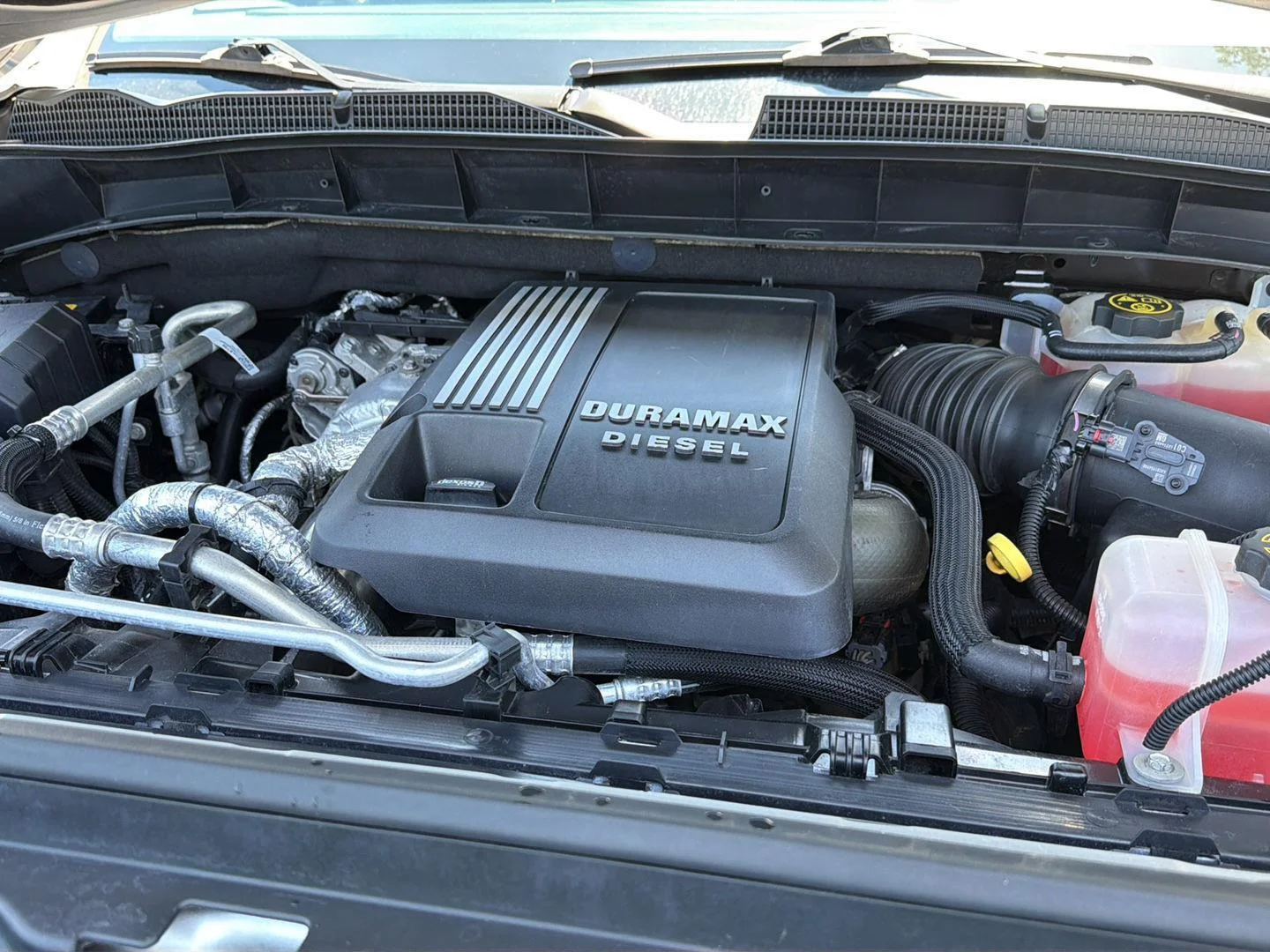 Used 2022 Quicksilver Metallic GMC Elevation image 36