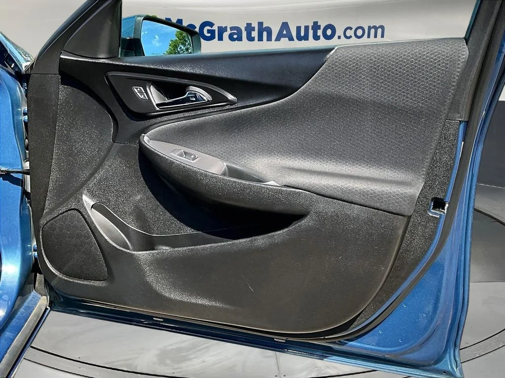 Used 2024 Blue Chevrolet LT image 31