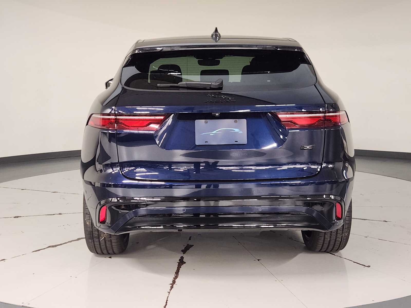 2026 Jaguar F-Pace R-Dynamic S - Photo 9