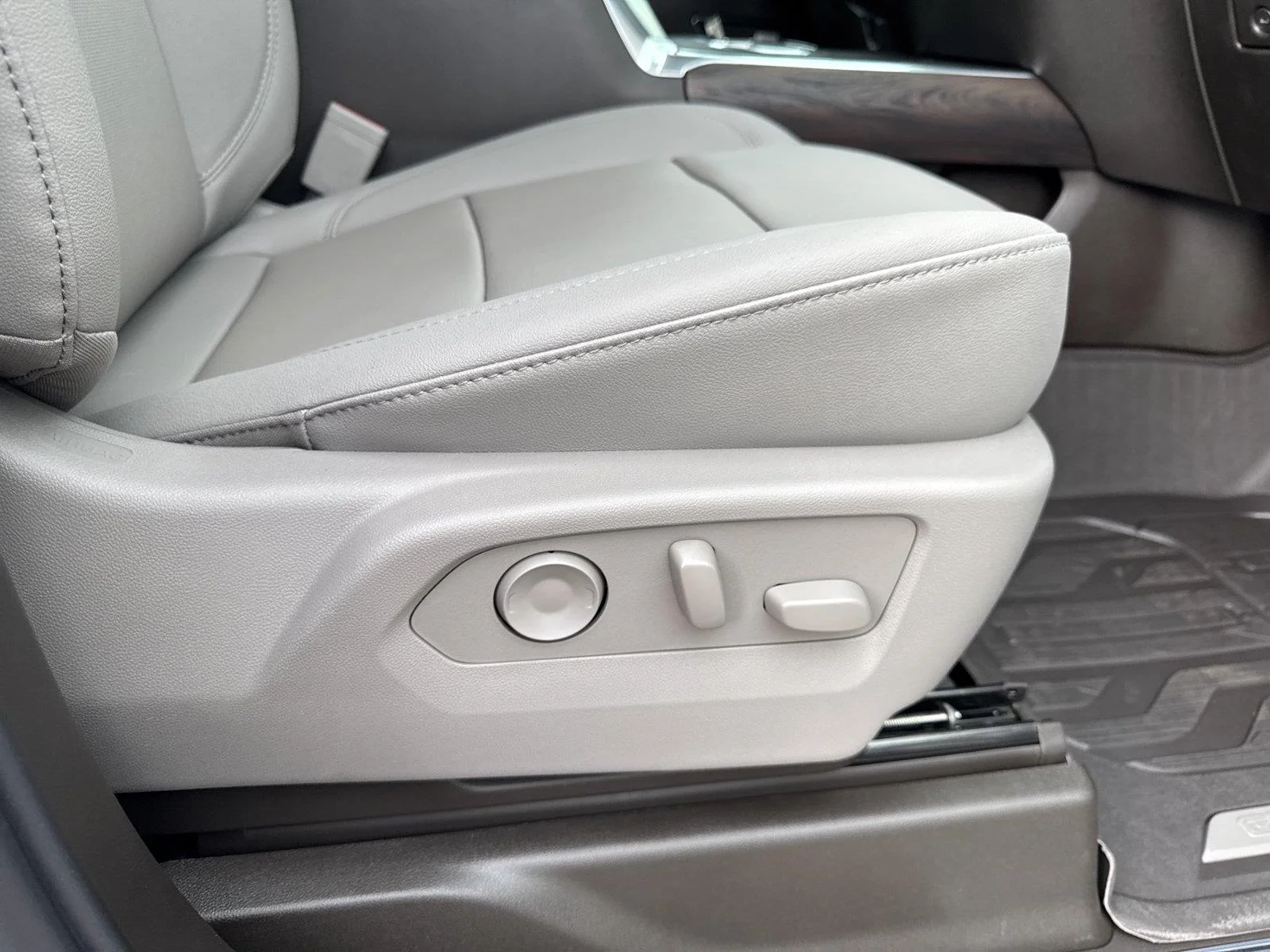 2026 GMC Sierra 2500HD SLT - Photo 37