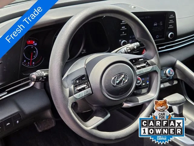 Used 2023 Silver Hyundai SEL image 18