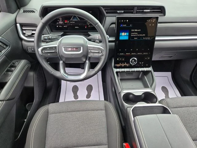 Used 2025 White GMC Elevation image 13