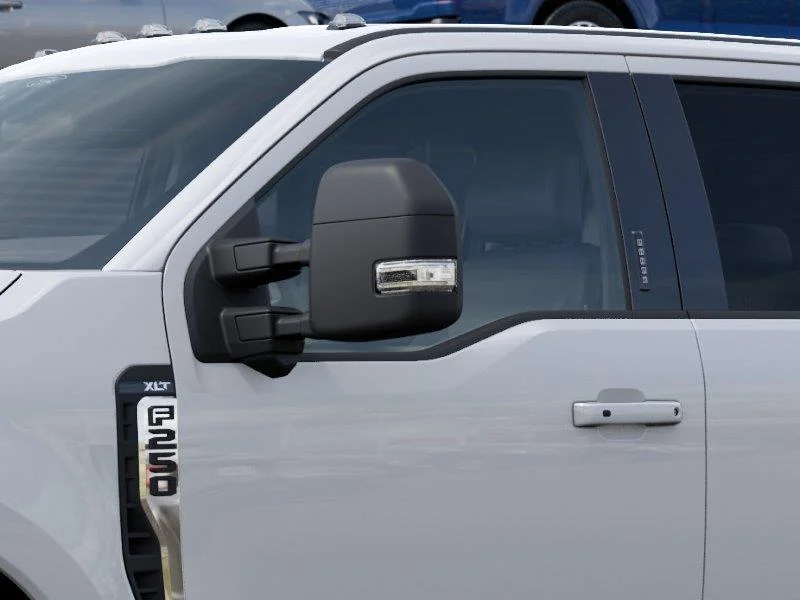 New 2027 Oxford White Ford XLT image 20