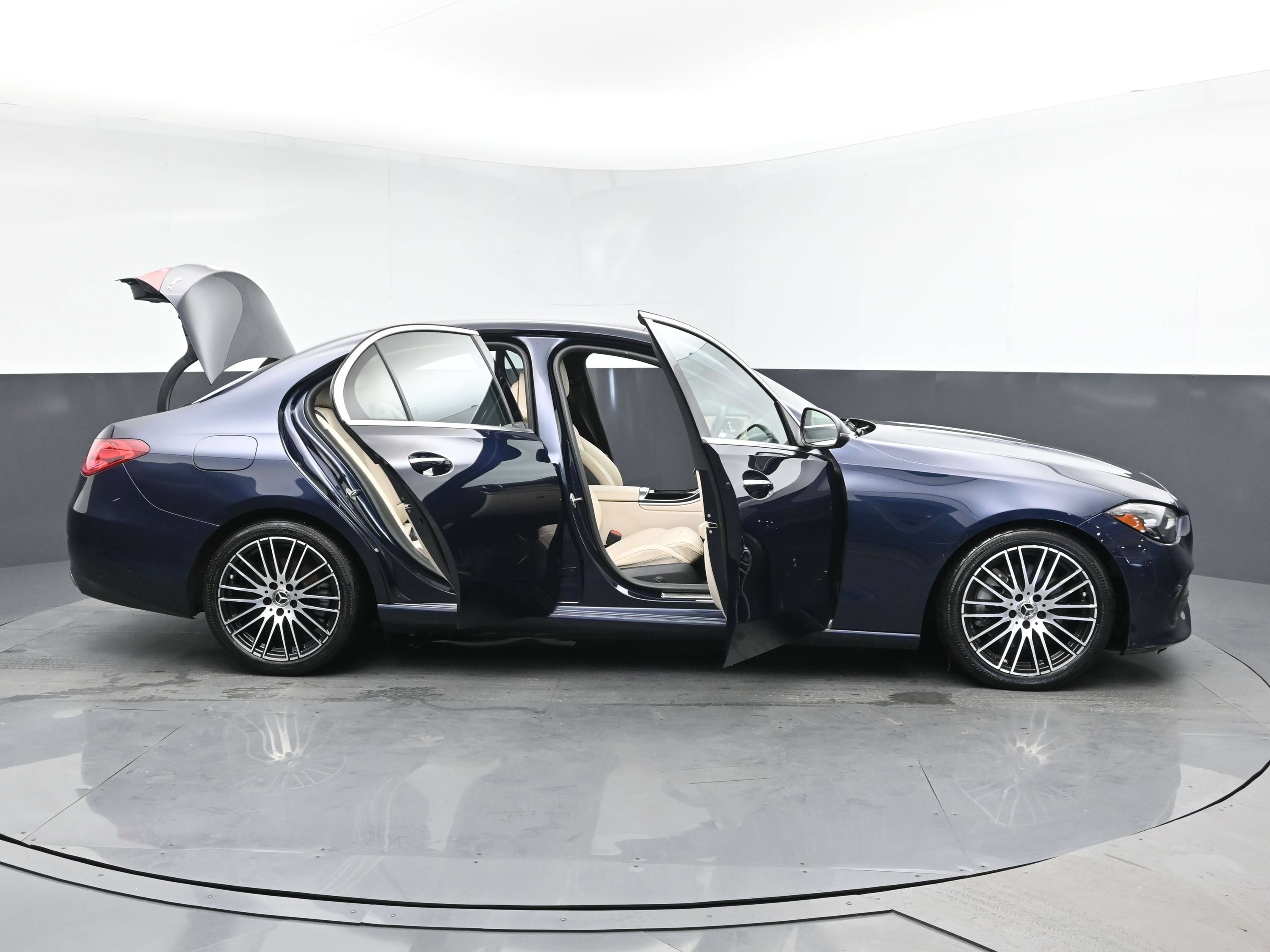2022 Mercedes-Benz C-Class Sedan C 300 - Photo 28
