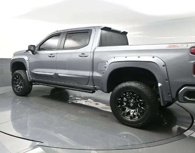 Used 2022 Gray Chevrolet RST image 5