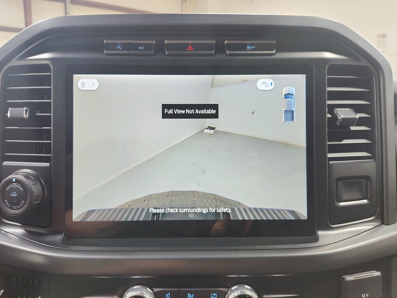 Used 2024 Gray Ford XLT image 32
