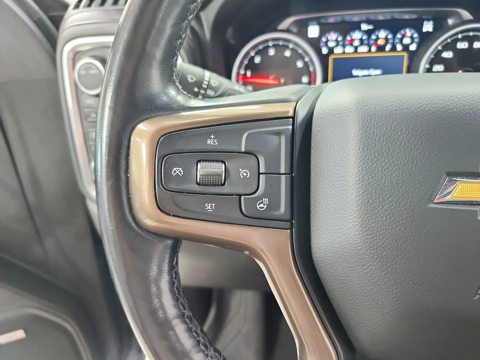 Used 2022 Gray Chevrolet High Country image 24