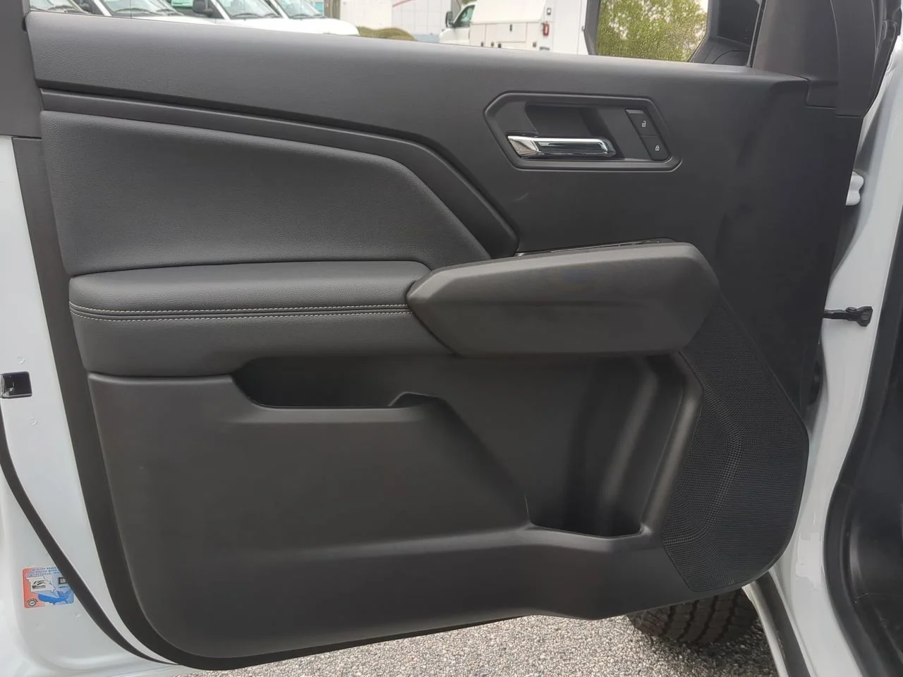 New 2026 Summit White GMC Elevation image 22