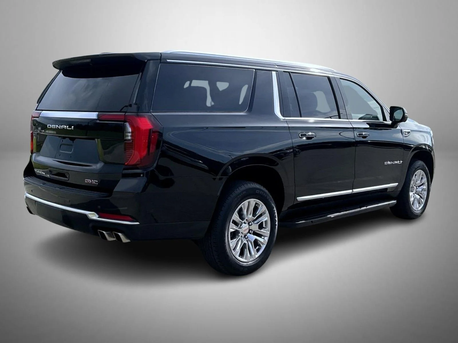 Used 2025 Black GMC Denali image 5
