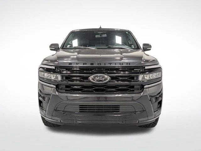 Used 2024 Gray Ford Limited image 3