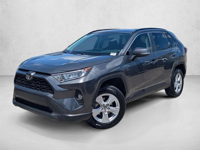 2020 Toyota RAV4 XLE