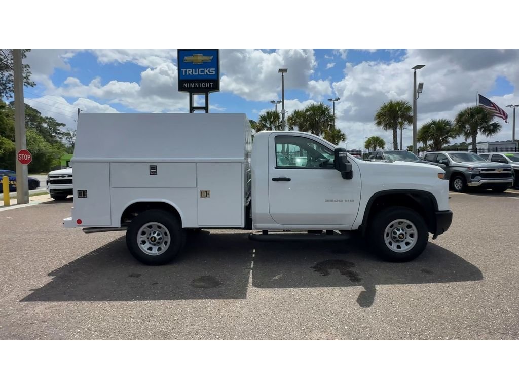 2025 Chevrolet Silverado 3500 HD Work Truck - Photo 9