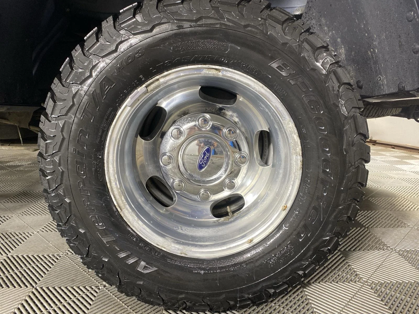 Used 2020 Blue Jeans Ford Lariat image 18