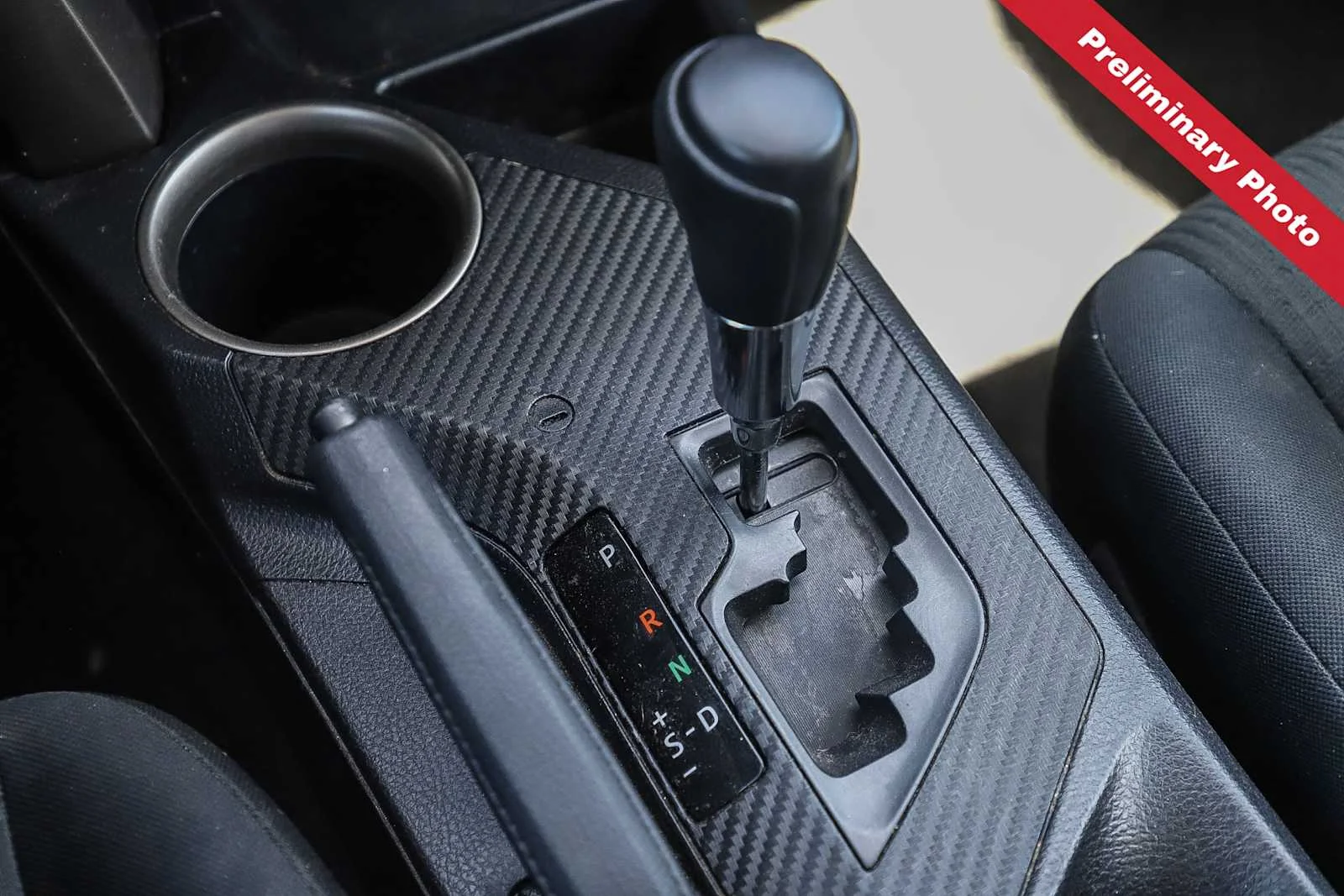 Used 2015 Black Toyota LE image 18