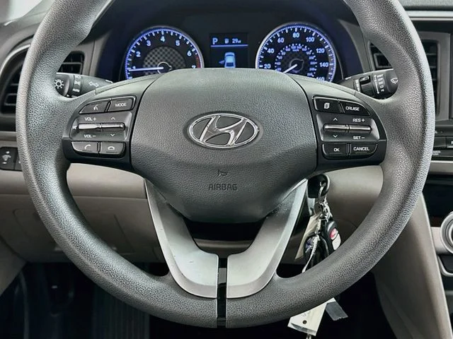 Used 2019 Blue Hyundai SEL image 12
