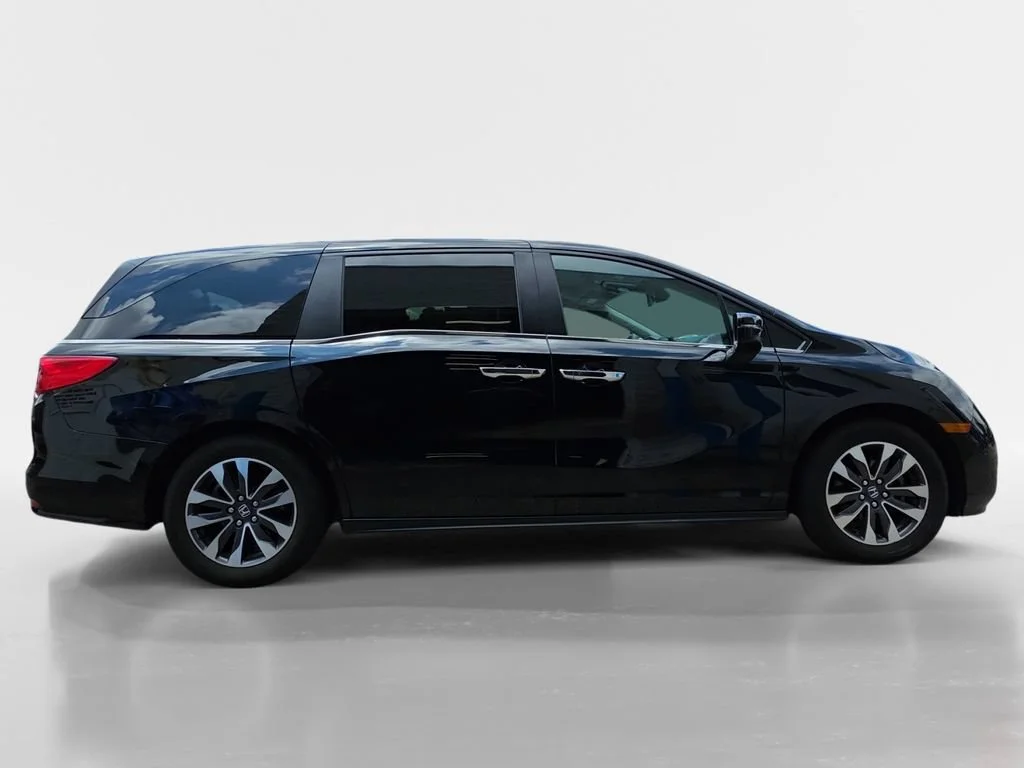 2024 Honda Odyssey EX-L - Photo 29