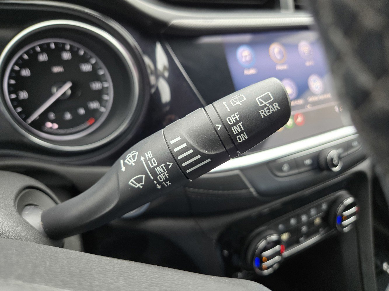 Used 2020 Satin Steel Metallic Buick Select image 21