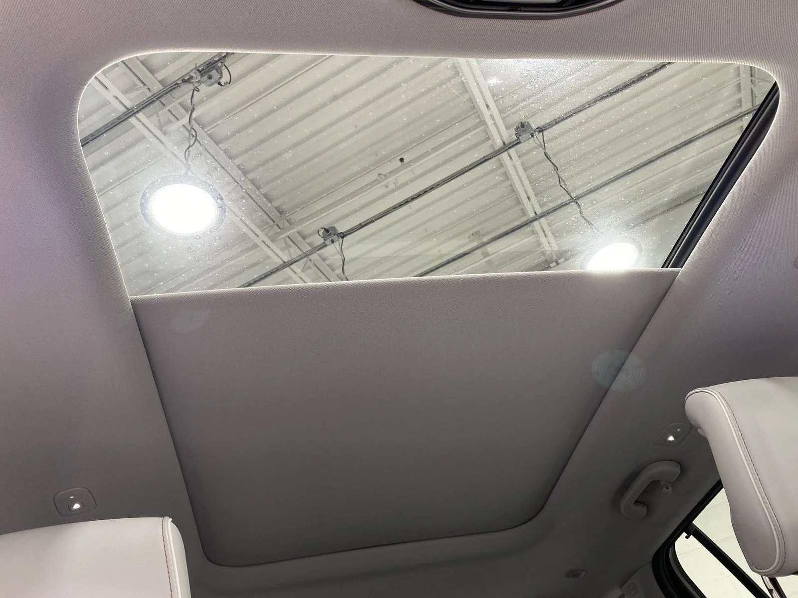 Used 2022 Red Jeep Summit 4xe image 22