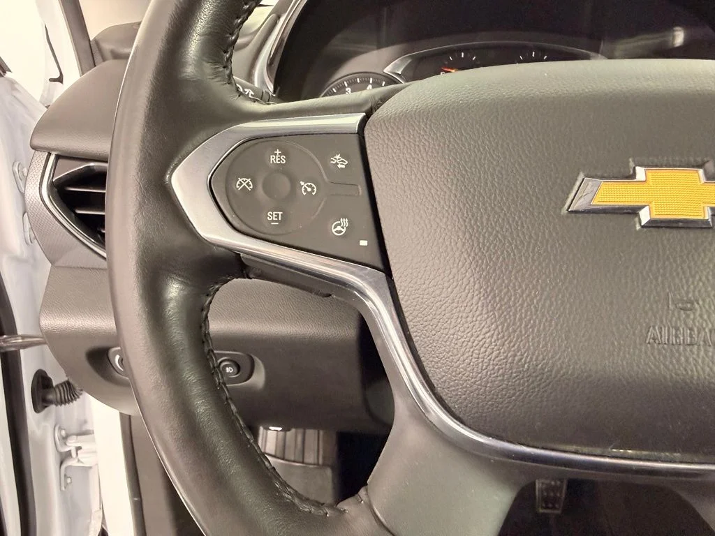Used 2020 White Chevrolet Premier image 24
