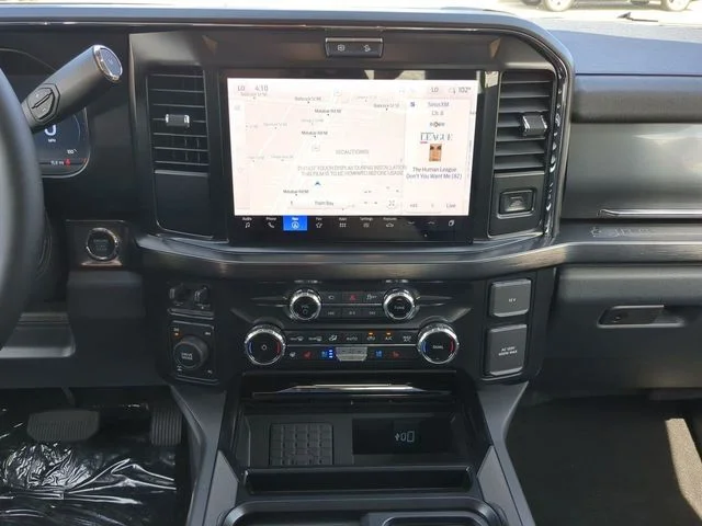 New 2026 Star White Metallic Tri-Coat Ford F-350® Lariat® image 18