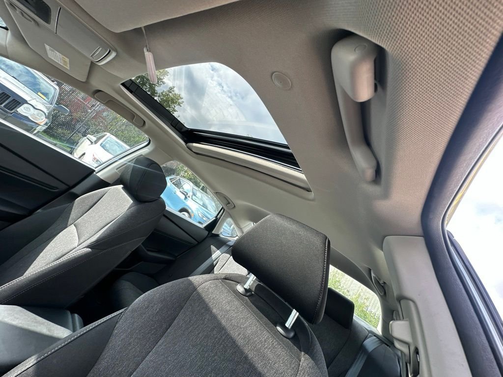 Used 2024  Honda EX image 12