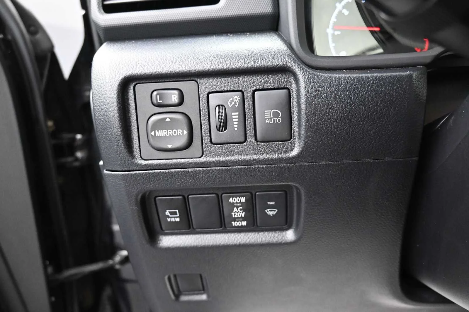 Used 2022 Midnight Black Metallic Toyota SR5 Premium image 11