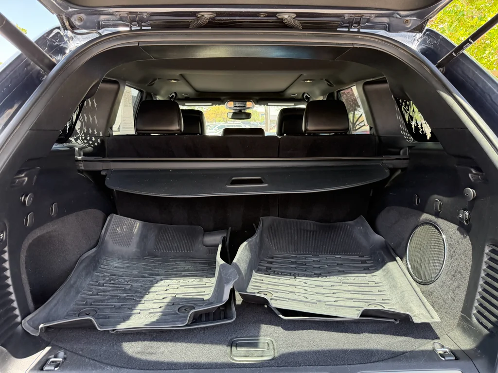 Used 2019 Slate Blue Pearlcoat Jeep Trailhawk image 28